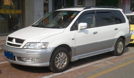 Mitsubishi Space Wagon - pārskats par automašīnu īpašniekiem