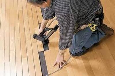 Kā mājās uzstādīt koka grīdas ar savām rokām
