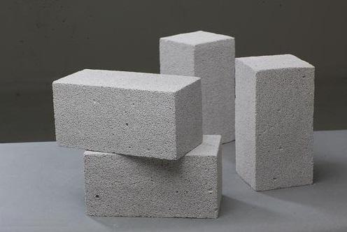 Mēs izgatavojam putu betonu ar savām rokām