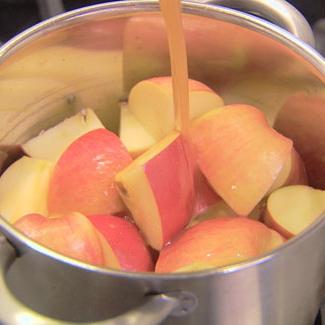 Kā pagatavot ābolu sulu mājās