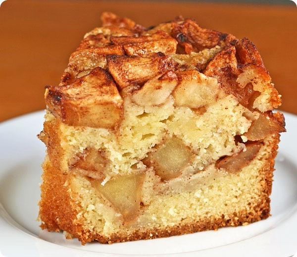 Ābolu kūka - vienkāršs un garšīgs augļu deserts