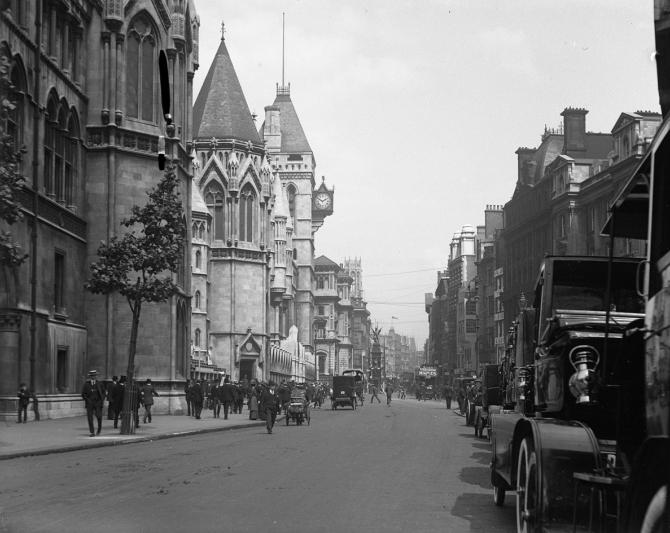 Kas izraisīja lielo Londonas uguni? Ir vairākas traģēdijas versijas