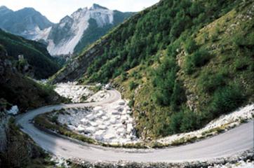 Augstākais Rietumeiropas kalns ir Alpi