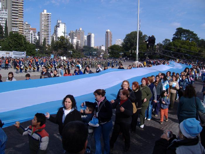 Argentīnas karogs, tās izcelsme un simbolisms. Valsts emblēma