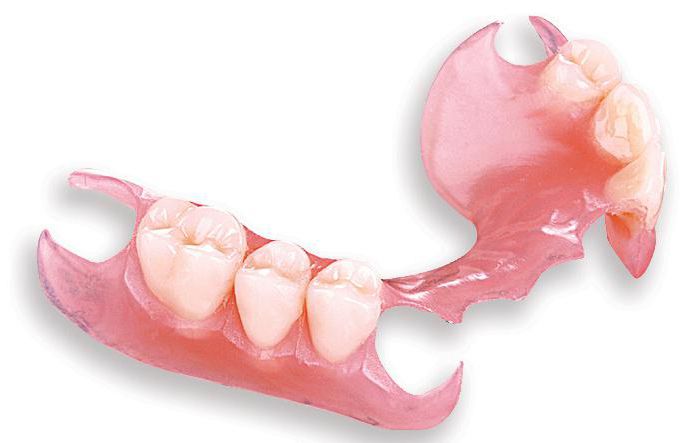 Kādas ir labākās zobu protēzes, ja vispār nav zobu?